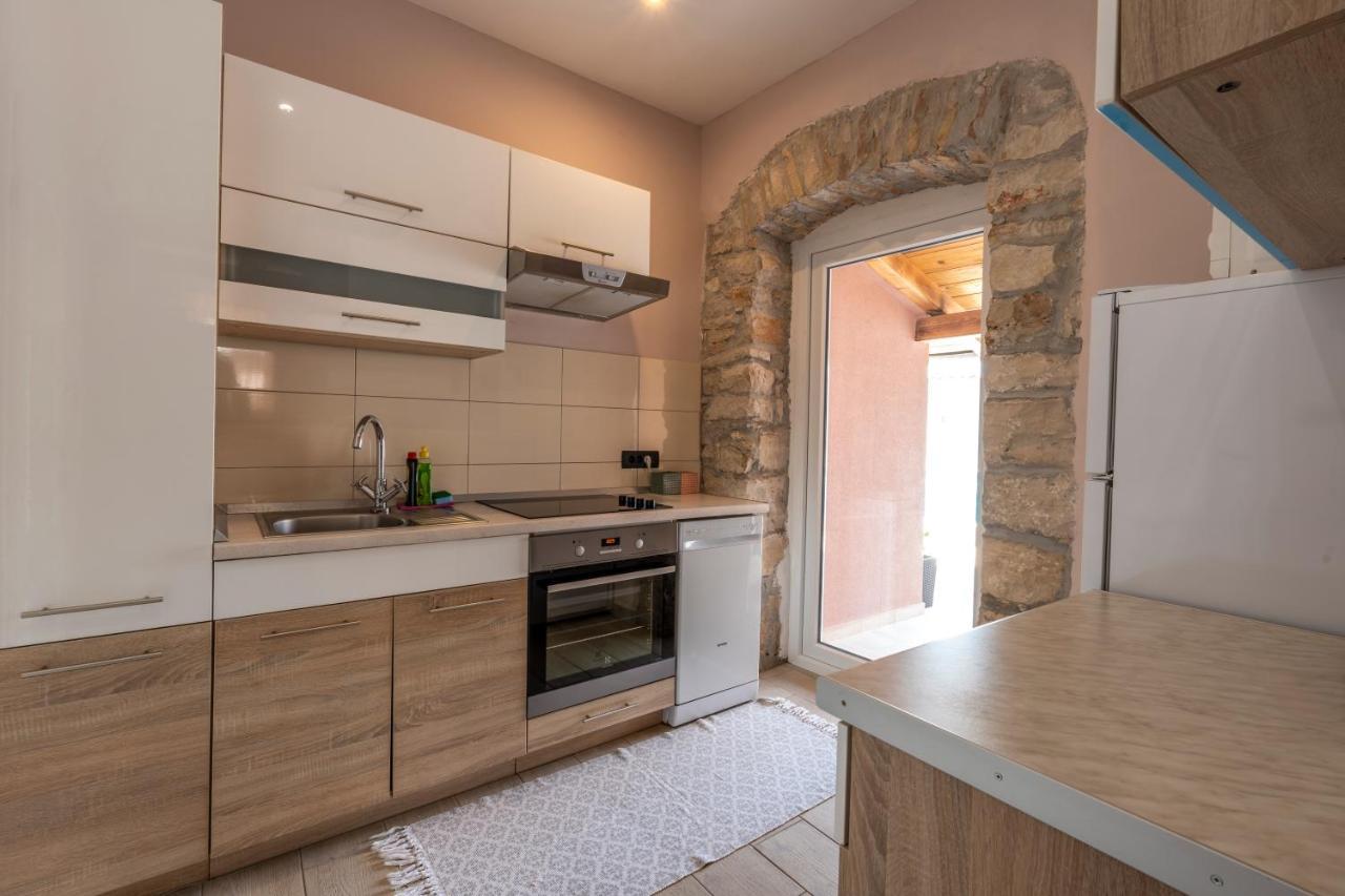 Apartment Anitea プーラ エクステリア 写真