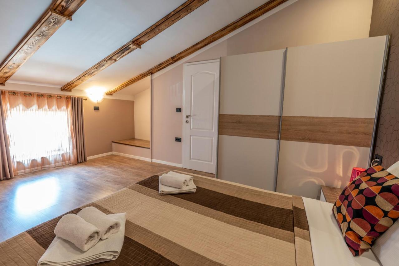 Apartment Anitea プーラ エクステリア 写真