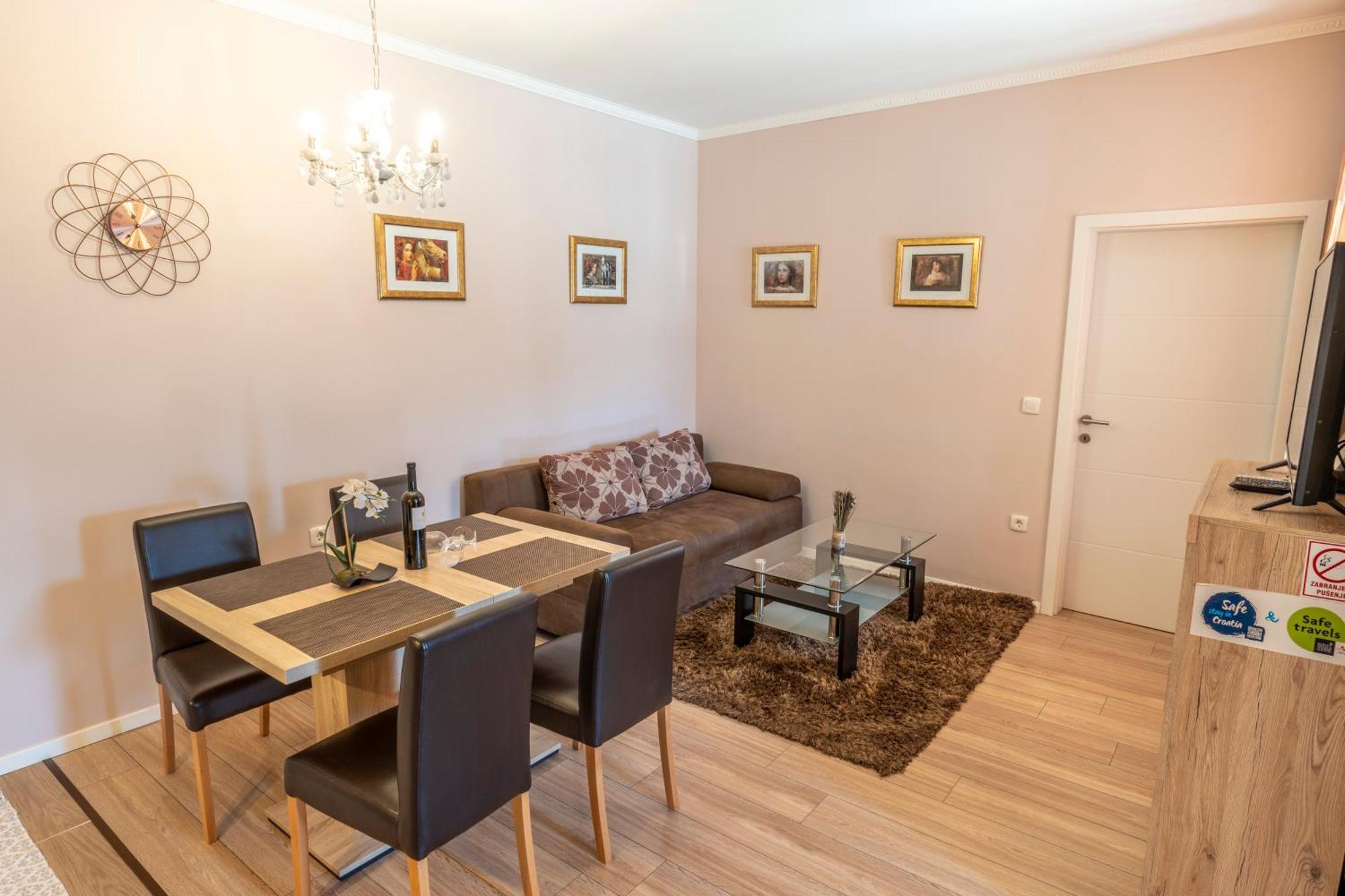 Apartment Anitea プーラ エクステリア 写真