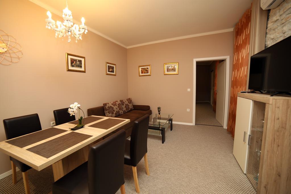Apartment Anitea プーラ エクステリア 写真