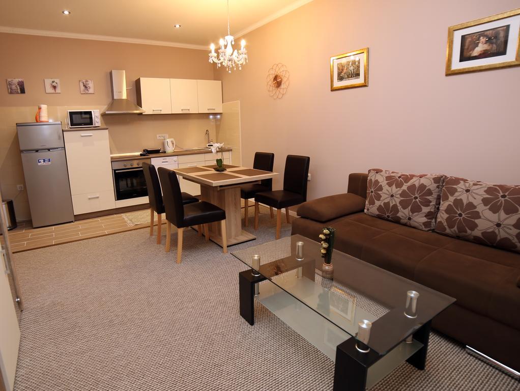 Apartment Anitea プーラ エクステリア 写真